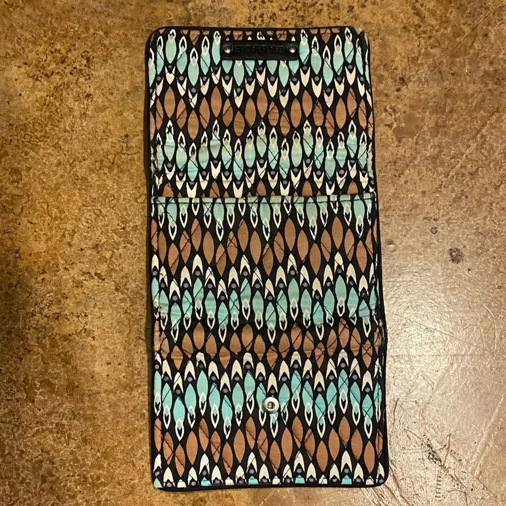 Vera Bradley Petite‎ Trifold Wallet in SIERRA STREAM cotton print